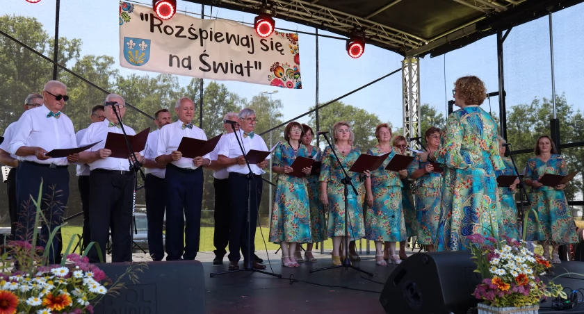Chąśno. Przegląd Grup Śpiewaczych „Rozśpiewaj się na świat” (foto, film)