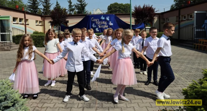 Wzruszające pożegnanie starszaków w Przedszkolu nr 2 „Pod Tęczą” (foto, film)