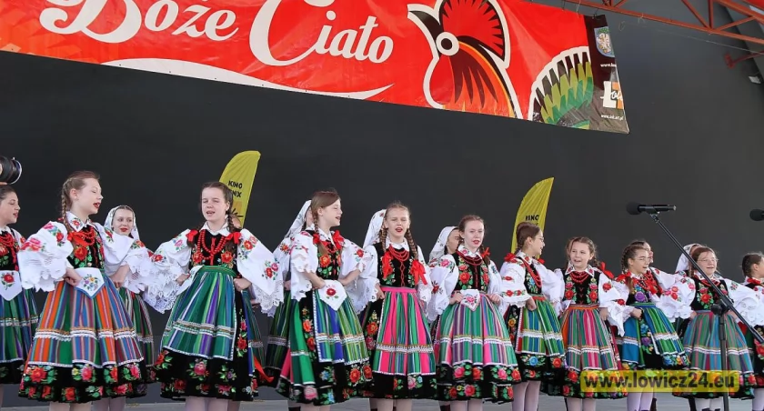 Biennale Folkloru na łowickich Błoniach (foto, film)