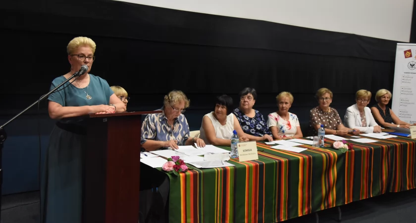 Seniorzy podsumowali rok. Walne Zebranie Łowickiego Uniwersytetu Trzeciego Wieku (foto,film)