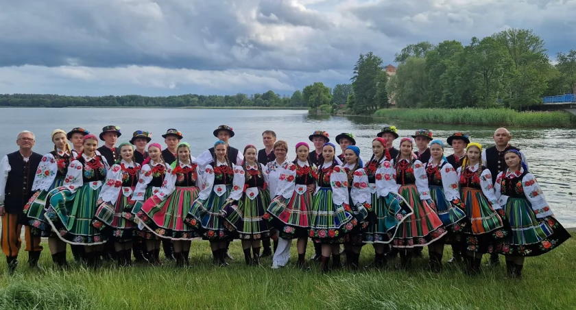 „Blichowiacy” na festiwalu w Ełku. Łowicki folklor doceniony w międzynarodowym gronie (foto)