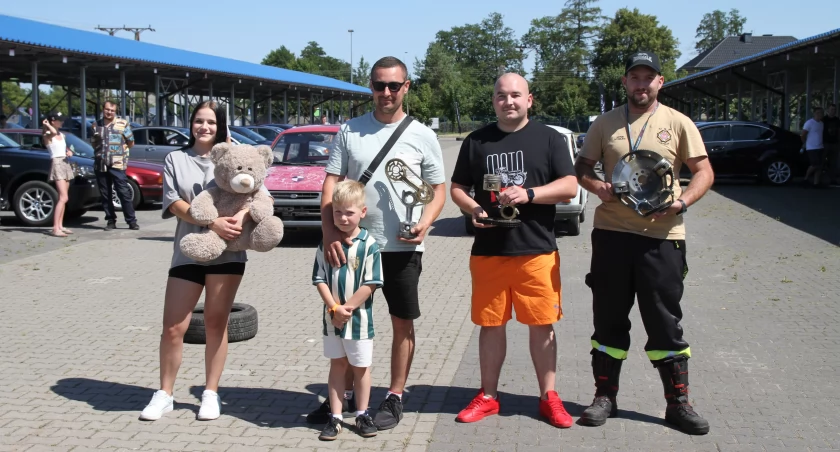 Łyszkowice Cars Party. Zlot miłośników motoryzacji na targowisku (foto, film)