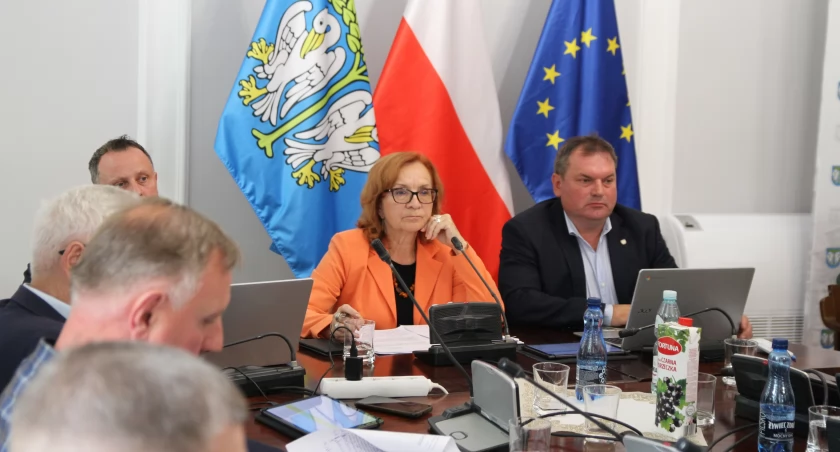 Zofia Wielemborek nie jest już przewodniczącą Rady Miejskiej w Łowiczu! Kto ją zastąpi? (film) AKTUALIZACJA