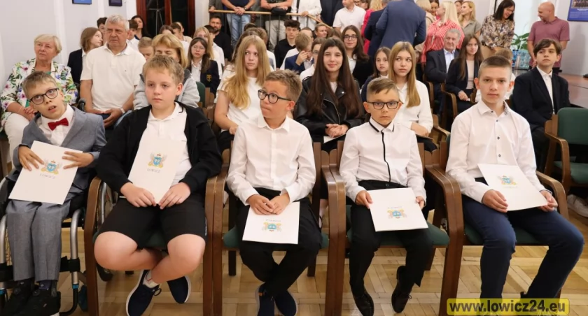 Najlepsi uczniowie z Siódemki i Pijarskiej nagrodzeni! (foto)