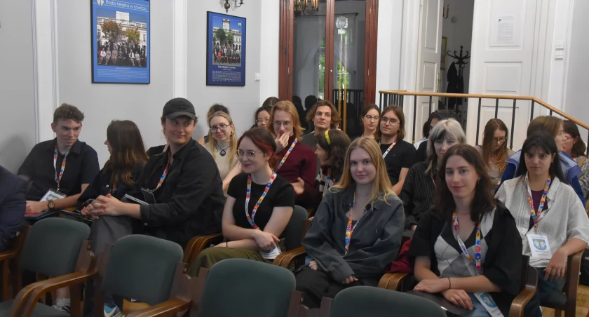 Studenci architektury z PW wspierają rewitalizację Łowicza. Efekty ich pracy zaprezentowano w Sali Radzieckiej (foto,film)