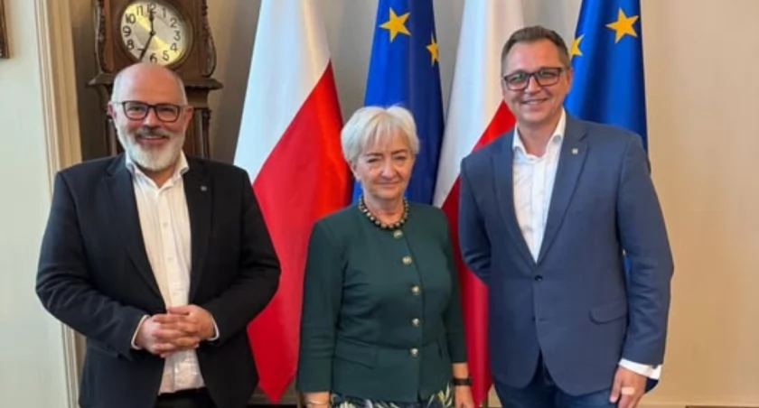 Kolejna rodzina repatriantów zamieszka w Łowiczu. Miasto przygotowuje lokal