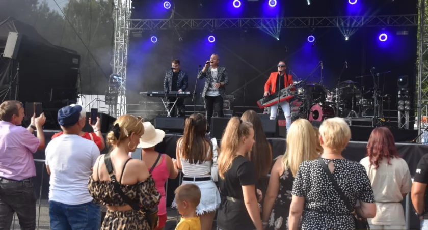 Piknik Nieborowski coraz bliżej! Gwiazdą wieczoru KOMBI Łosowski!