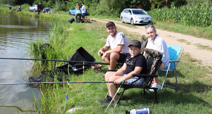 Drużynowe zawody spławikowe w Łowiczu (foto) WYNIKI