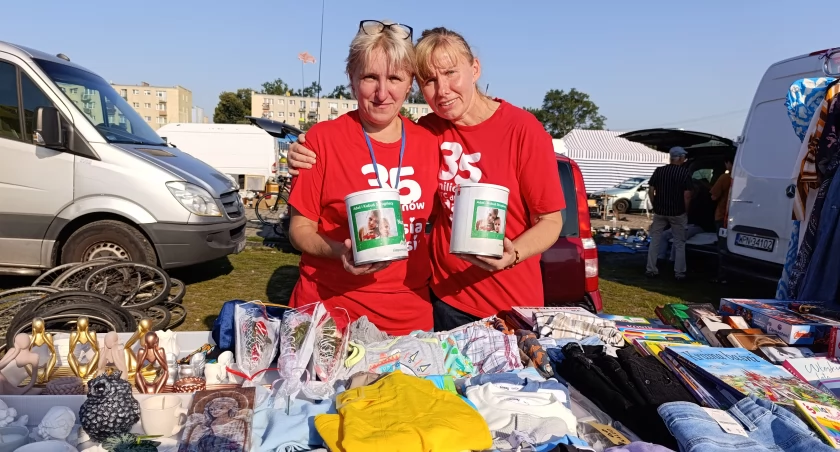 Każda złotówka ma znaczenie. Charytatywny kiermasz w Łowiczu (foto)