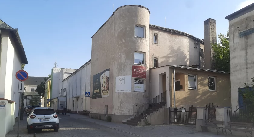 Łowicz. Mieszkania w miejscu dawnego kina? Radni przyjęli nowy plan zagospodarowania przestrzennego (foto)