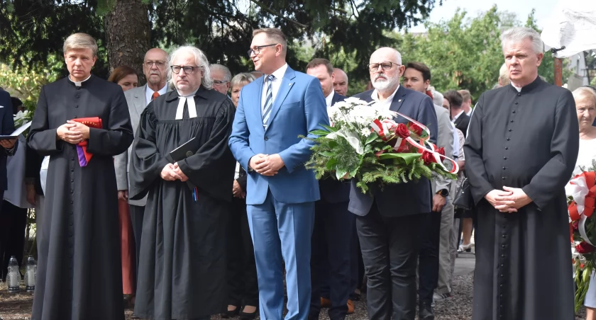 Łowicz uczcił 86. rocznicę wybuchu II wojny światowej (foto,film)