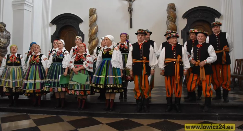 Śpiew łączy pokolenia. Otwarte warsztaty z Zespołem Ksinzoki