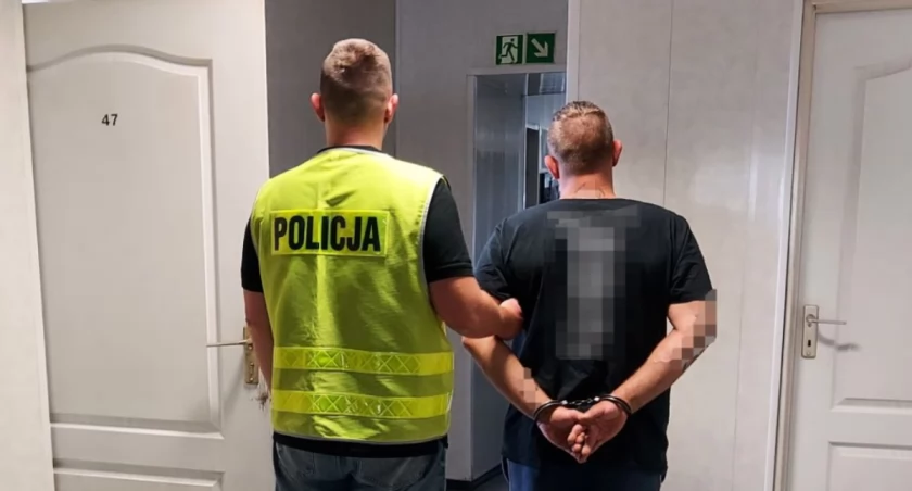Łowicz. 38-latek na motorowerze uciekał przed policją, grozi mu do 5 lat więzienia