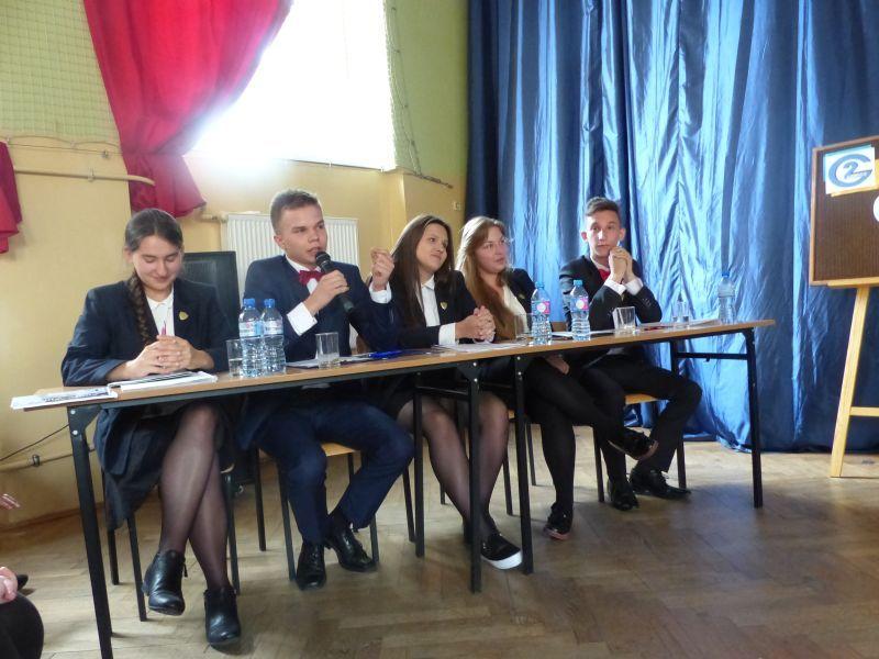 Młodzież dyskutowała o wolności