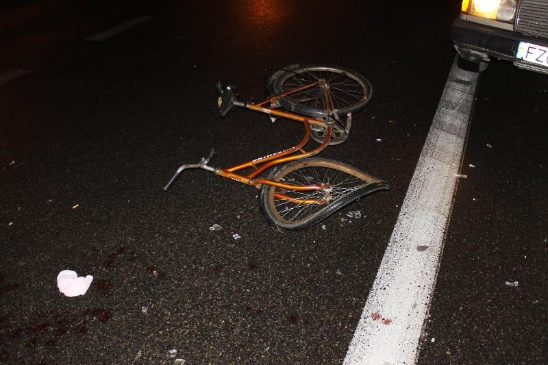 Groźne potrącenie rowerzystki