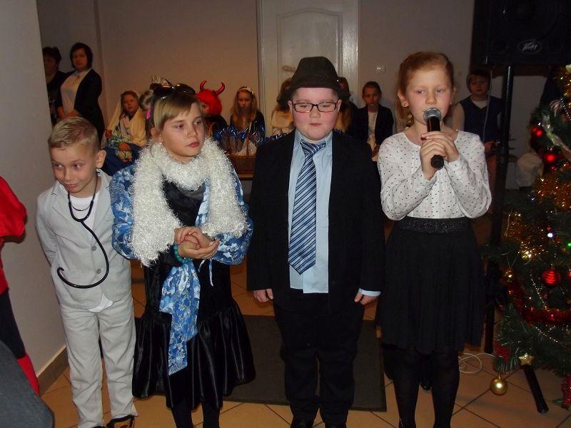 Międzypokoleniowe świętowanie w Zawadach