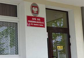 Dwoje chętnych na dyrektorską posadę