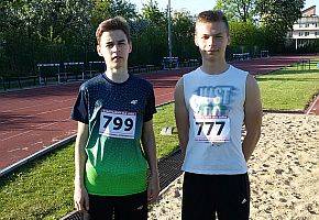 Tomek i Krystian skakali daleko