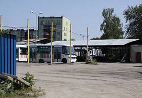 Na 9 fragmentach powiatowych dróg staną wiaty przystankowe