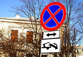 Kiedy policja odholuje samochód na koszt właściciela?