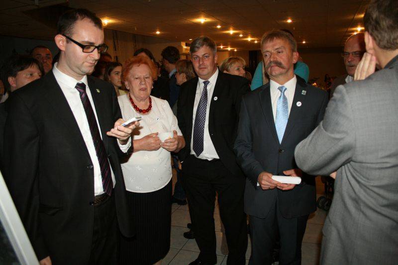 Jak głosowano na burmistrza w poszczególnych okręgach
