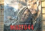 Więźniowie wśród widzów „Miasta 44”