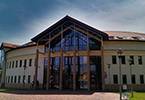 Proces radnego ponownie odroczony