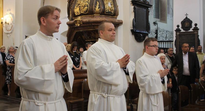 Trzech alumnów przyjęło święcenia diakonatu