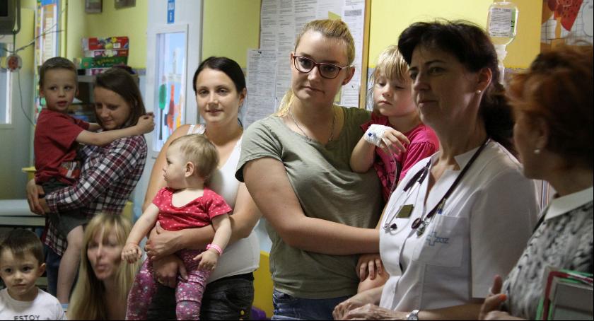 Gimnazjaliści z „Jedynki” dla małych pacjentów