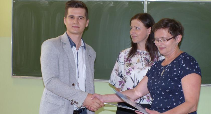 Odebrali świadectwa dojrzałości i rozpoczęli nowy etap w życiu