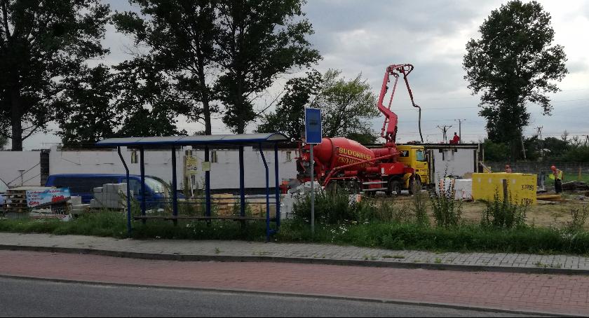  Market Dino powstaje na Korabce