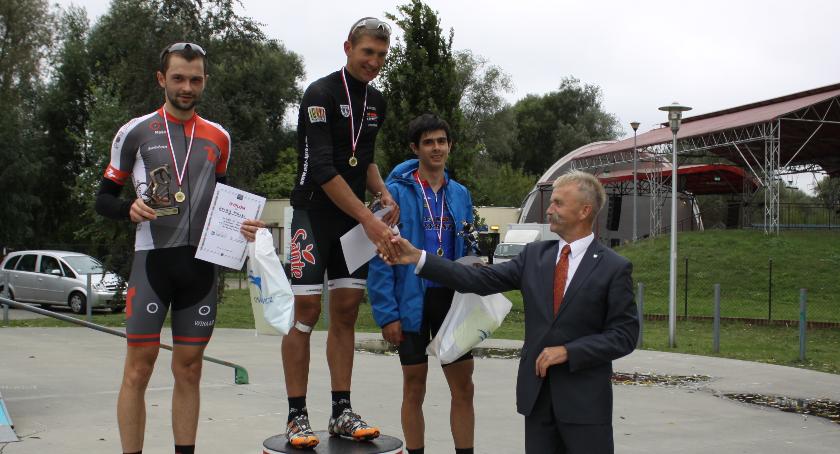 Cross rowerowy zwieńczył sportowe wakacje w Łowiczu