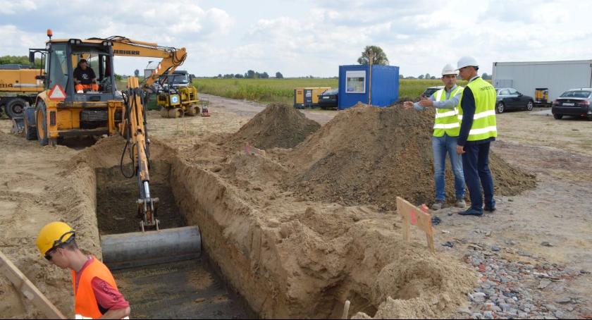 Wojewoda wstrzymał budowę RZZOK w Piaskach Bankowych