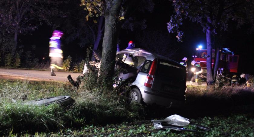 Brawurowa jazda przyczyną weekendowych zdarzeń drogowych