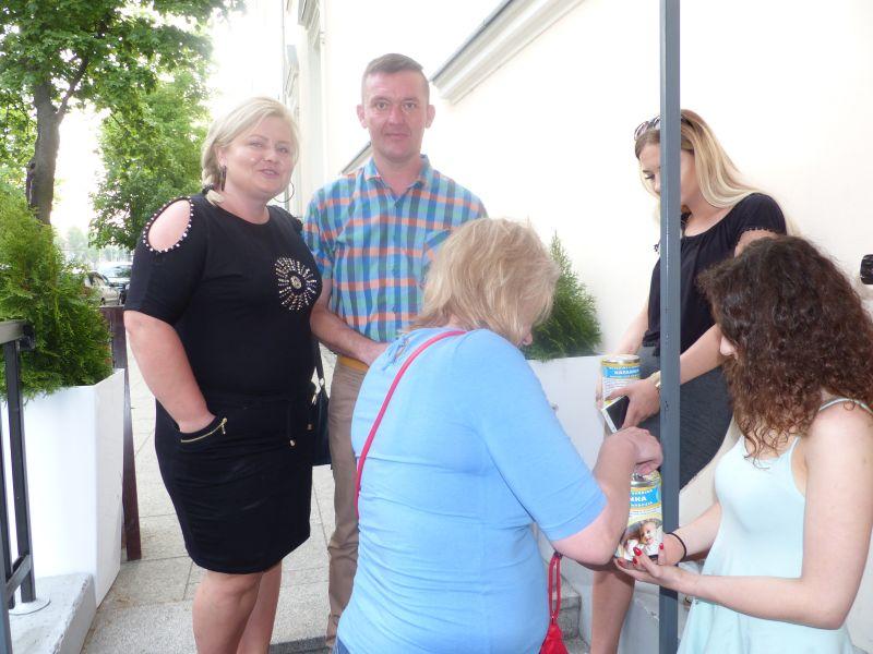 W Art Piwnicy łapali słońce dla Natanka
