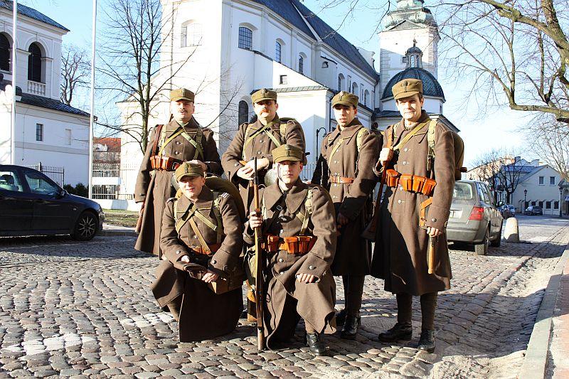 Dla upamiętnienia powstańców