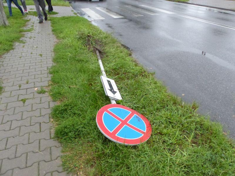 Kolizja z udziałem trzech aut - AKTUALIZACJA