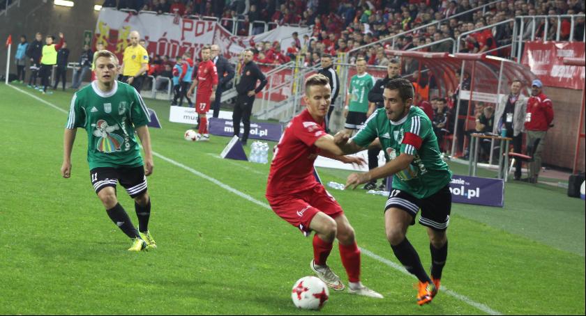 Pechowa porażka Pelikana z Widzewem