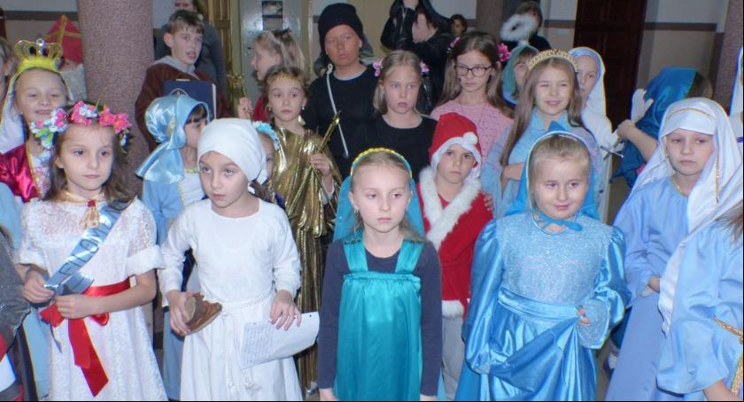 Bal świętych w pijarskiej
