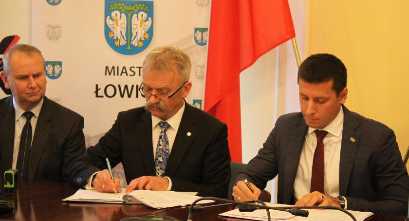 Podpisano umowę na wielomilionową inwestycję w Łowiczu
