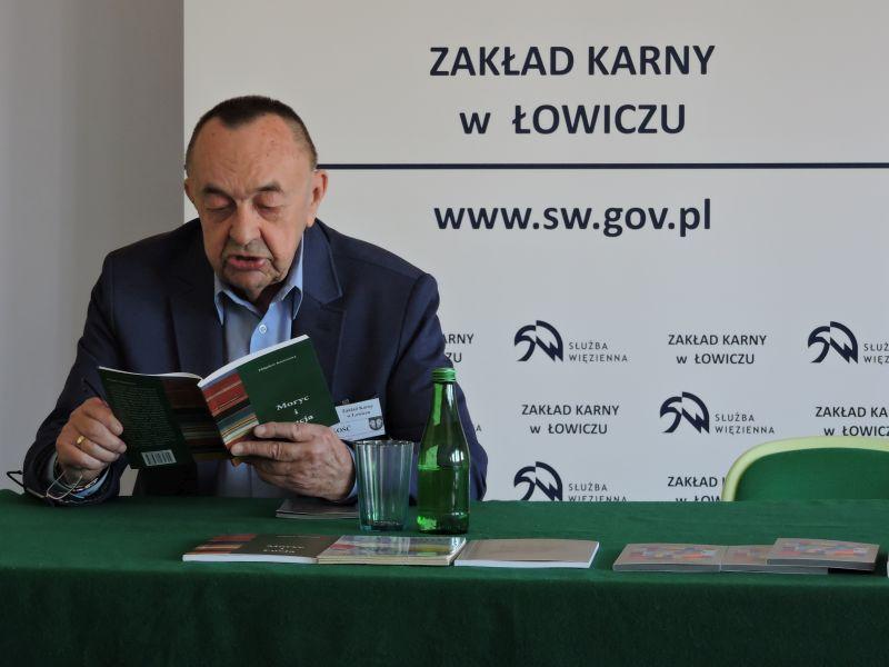 Zbigniew Kostrzewa z wizytą w ZK w Łowiczu
