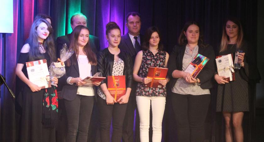 III Regionalny Festiwal Piosenki Polskojęzycznej w Zdunach (zdjęcia + video)