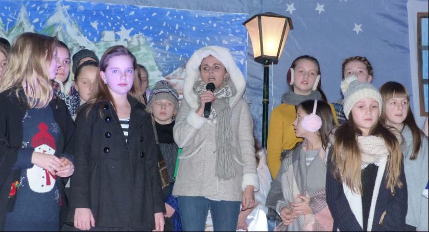 Nastrojowe i refleksyjne jasełka w SP 1