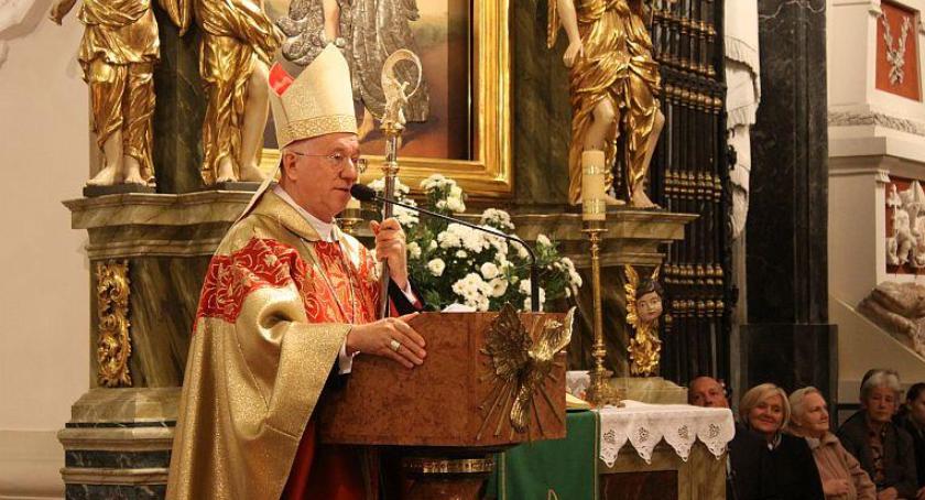 Biskup łowicki zaprasza prezydenta Andrzeja Dudę do Łowicza