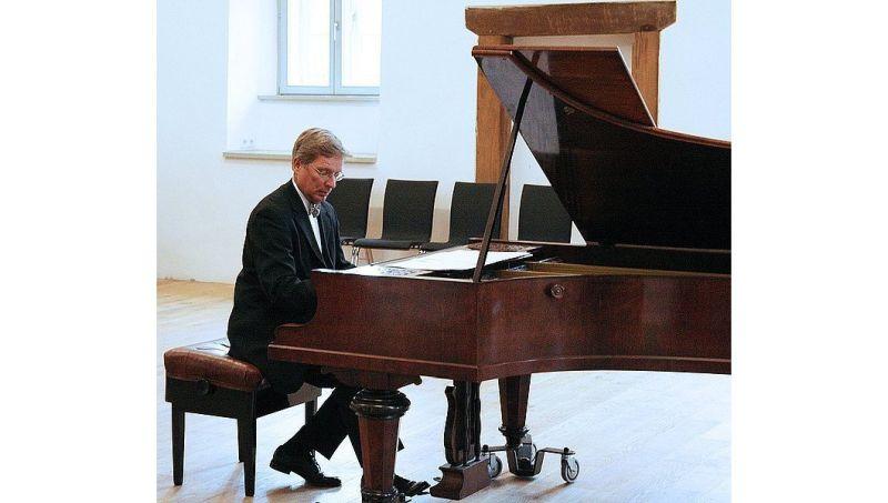 Schneider, Latzko, Zborowski i Danilenko w Sannikach