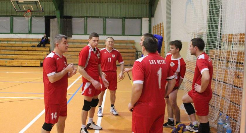 Nie ma już niepokonanych w siatkarskich mistrzostwach Łowicza