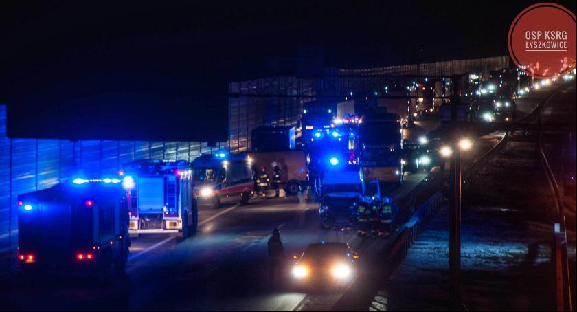 Autostrada po wypadku była zablokowana przez 3 godziny