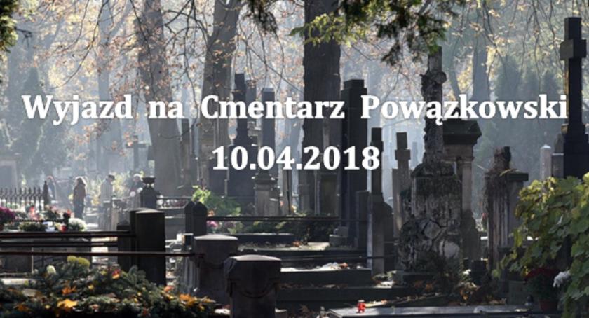 Zapisy na wyjazd na Cmentarz Powązkowski w Warszawie