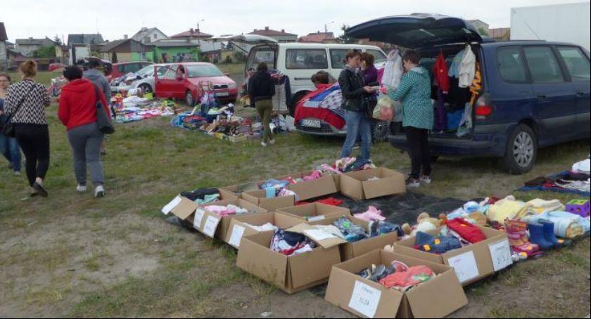 Wyprzedaż garażowa i spotkanie dot. porządkowania placu zabaw