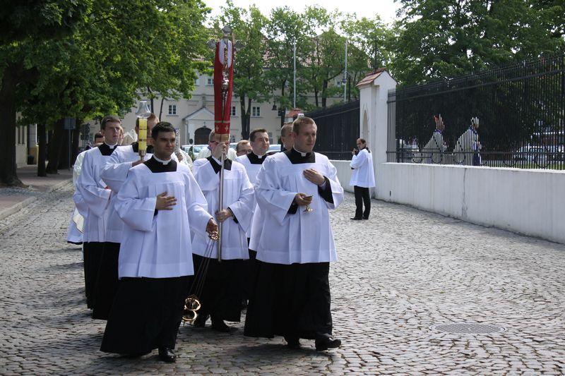 Watykański dyplomata przyjął sakrę biskupią w Łowiczu